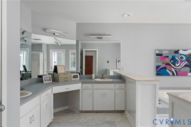 309 Cheswick Ln, Henrico, VA 23229