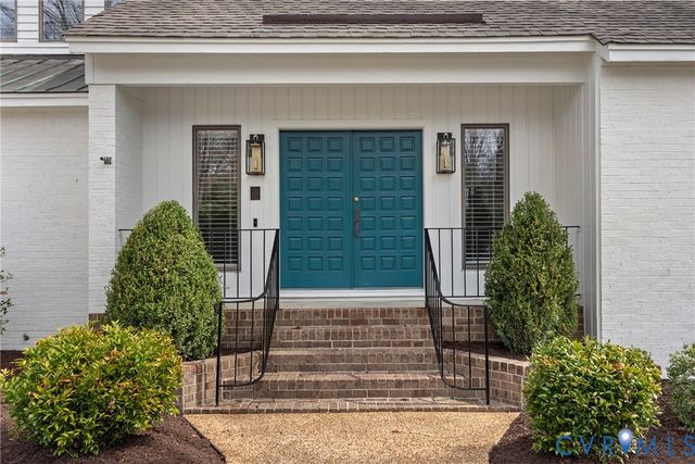 309 Cheswick Ln, Henrico, VA 23229