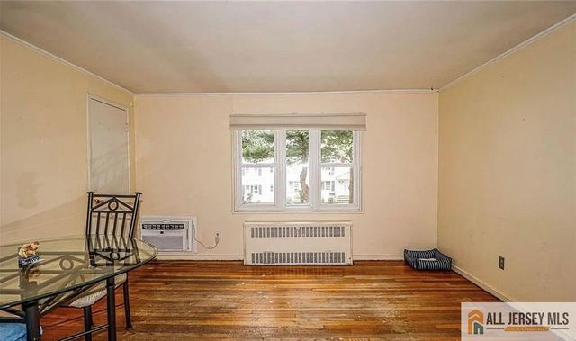 28 B Garfield Park 2802, Edison, NJ 08837