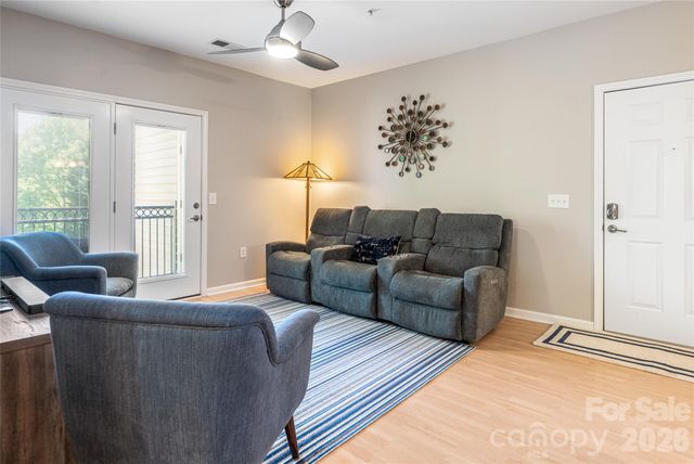 132 Appeldoorn Circle, Asheville, NC 28803