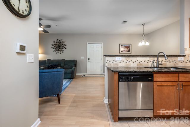 132 Appeldoorn Circle, Asheville, NC 28803