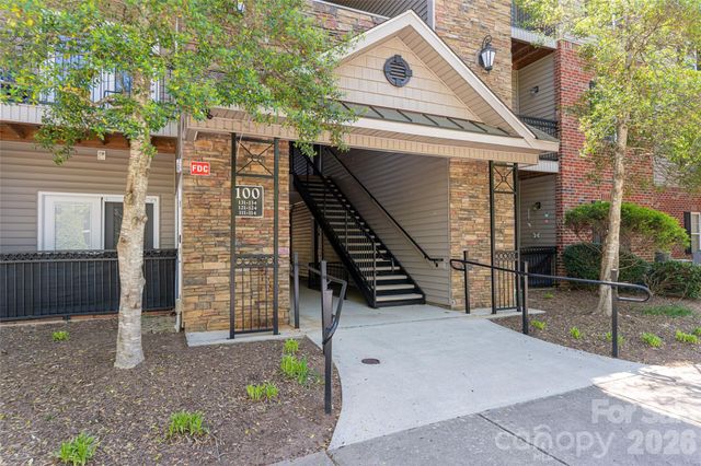 132 Appeldoorn Circle, Asheville, NC 28803