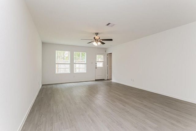 1717 Lofty Cedar Court, Conroe, TX 77301