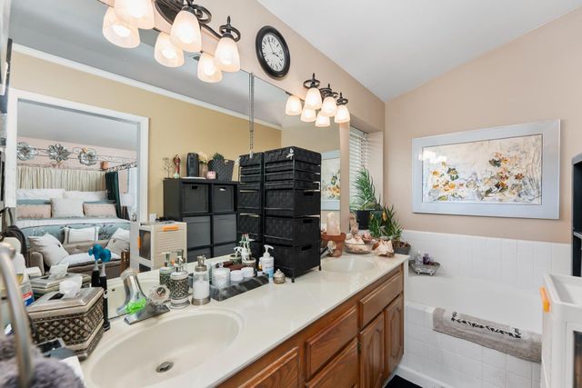 5610 Sickle Ct, Elk Grove, CA 95758