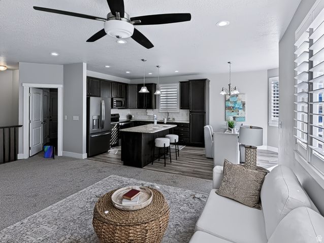 5377 W IRON KING DR, Herriman, UT 84096