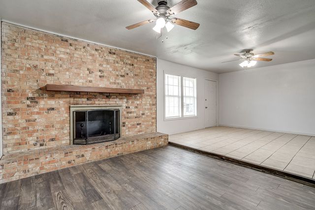 109 NE Cindy Lane, Burleson, TX 76028