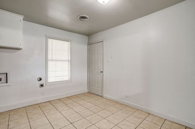 109 NE Cindy Lane, Burleson, TX 76028