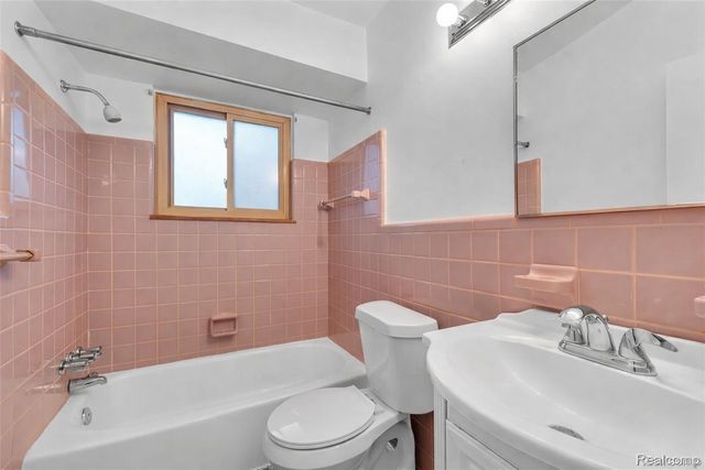 17288 Bentler Street 27, Detroit, MI 48219