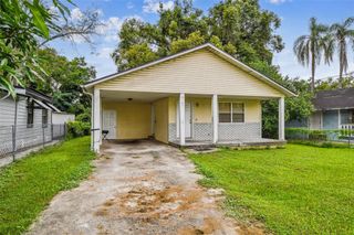 8205 N SEMMES STREET, Tampa, FL 33604