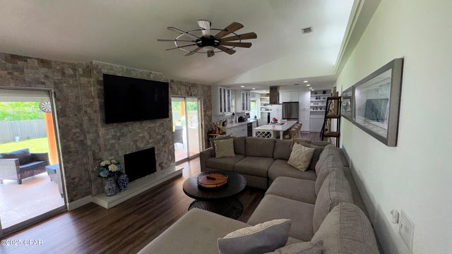 815 Plantation Way, Panama City, FL 32404