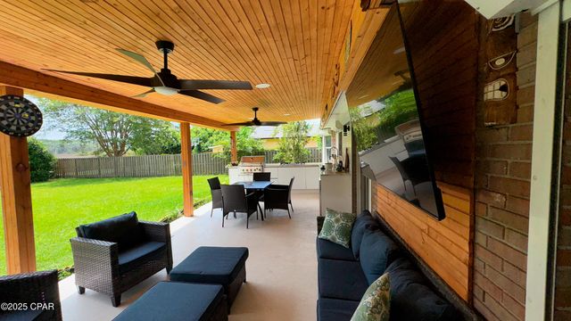 815 Plantation Way, Panama City, FL 32404