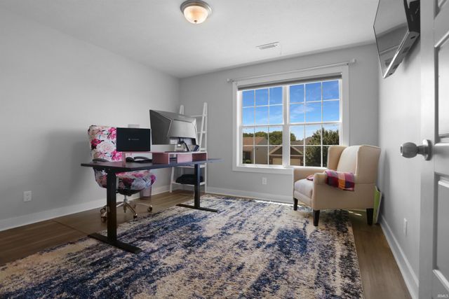 818 Tawny Drive, Evansville, IN 47712
