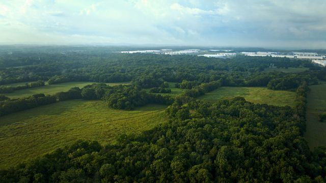 16 Vesta Rd, Lebanon, TN 37090
