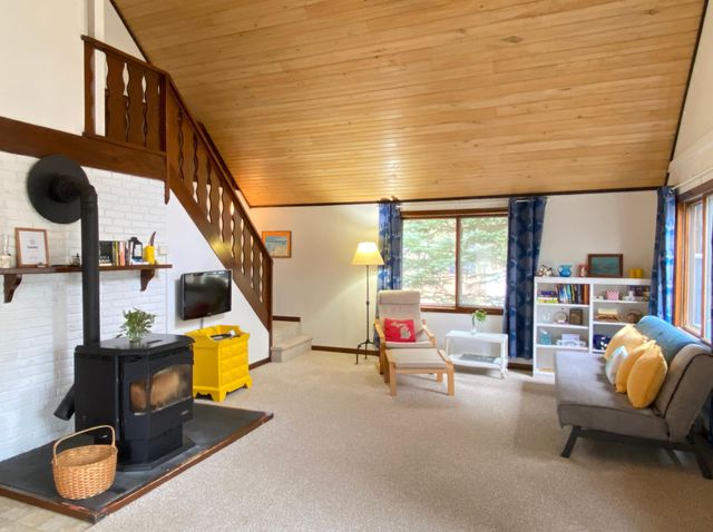 6111 W Longbridge Road, Pentwater, MI 49449