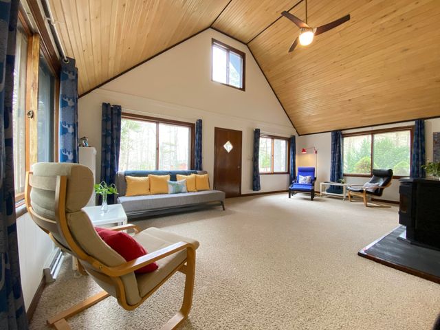 6111 W Longbridge Road, Pentwater, MI 49449