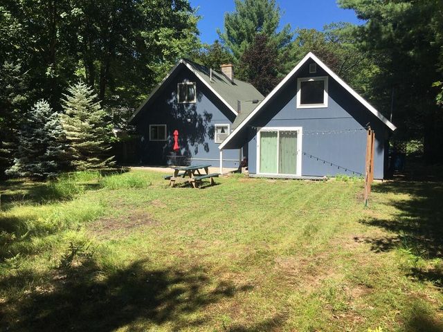 6111 W Longbridge Road, Pentwater, MI 49449