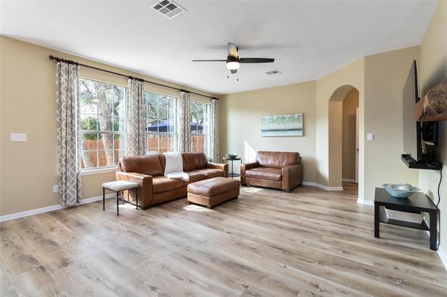 4525 Three Arrows CT, Cedar Park, TX 78613