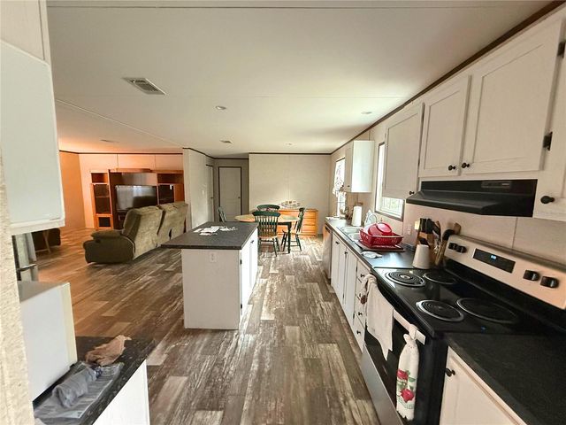 8617 INDIAN RIDGE WAY, Lakeland, FL 33810