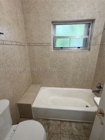 1020 SW 5th St 4, Miami, FL 33130