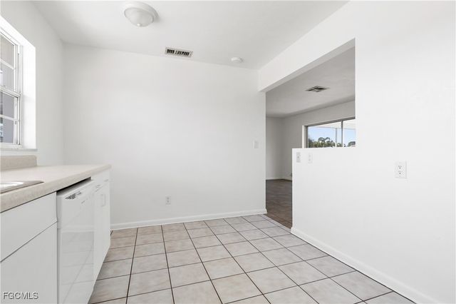 3102 SE 18th AVE, Cape Coral, FL 33904