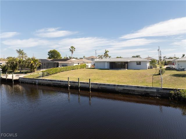 3102 SE 18th AVE, Cape Coral, FL 33904