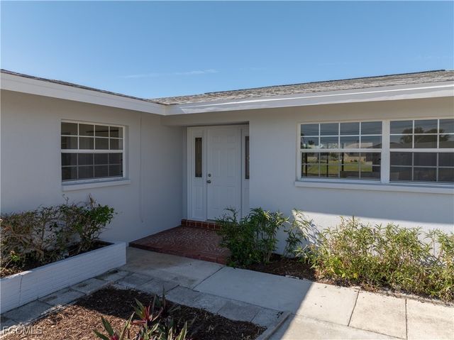 3102 SE 18th AVE, Cape Coral, FL 33904