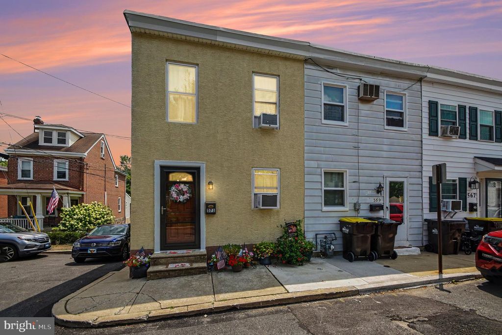 571 SUMMIT ST, King Of Prussia, PA 19406