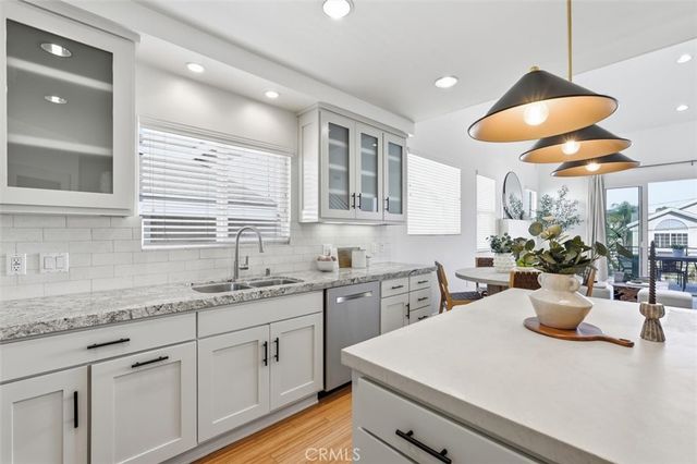 1836 Rockefeller Lane, Redondo Beach, CA 90278
