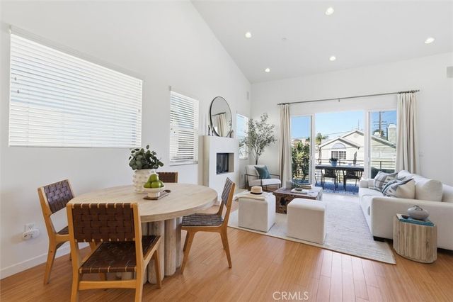 1836 Rockefeller Lane, Redondo Beach, CA 90278