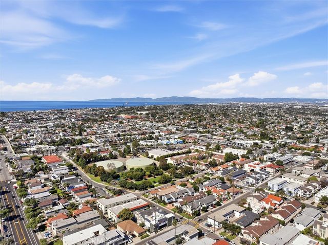1836 Rockefeller Lane, Redondo Beach, CA 90278
