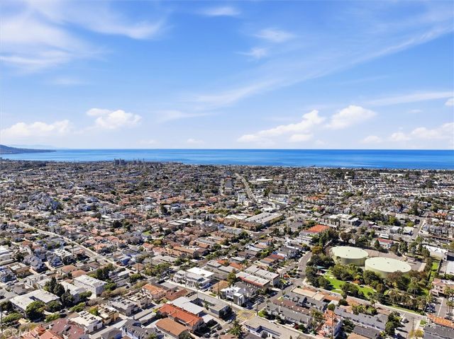 1836 Rockefeller Lane, Redondo Beach, CA 90278