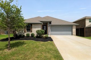 3006 Cliffview Drive, Sanger, TX 76266