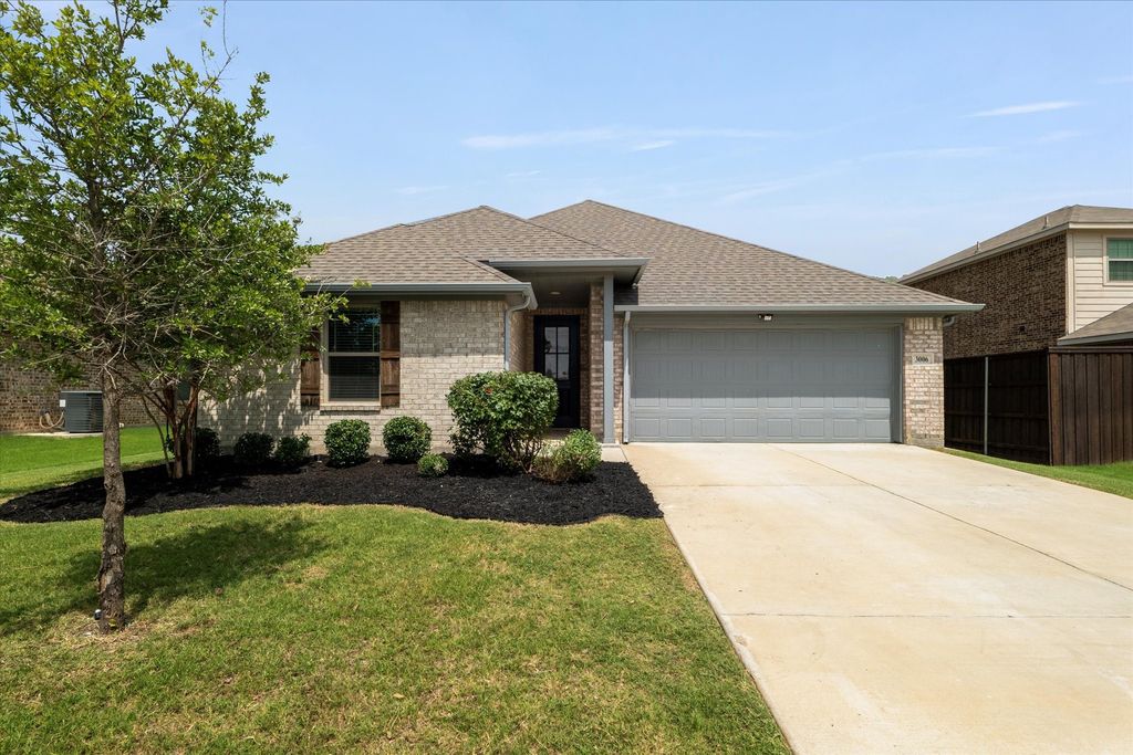 3006 Cliffview Drive, Sanger, TX 76266
