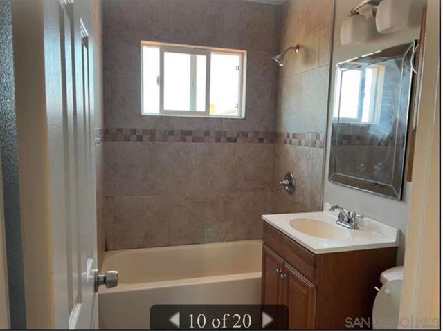 574 10th St, Imperial Beach, CA 91932