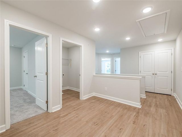 546 Feldspar Way, Lawrenceville, GA 30043