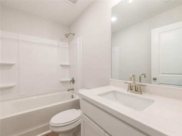 546 Feldspar Way, Lawrenceville, GA 30043