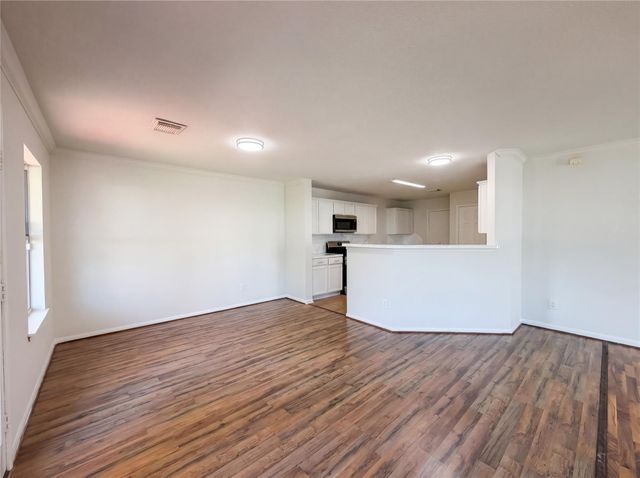 2711 Skyview Trace Court, Houston, TX 77047
