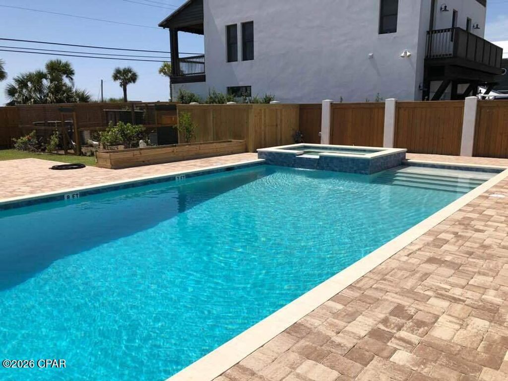 Image 8 of property listing at 13706 Front Beach Road, Panama City Beach, FL 32413