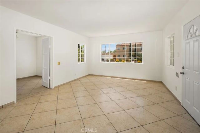 821 S Orange, Santa Ana, CA 92701