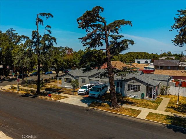 821 S Orange, Santa Ana, CA 92701