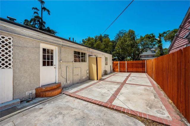 821 S Orange, Santa Ana, CA 92701