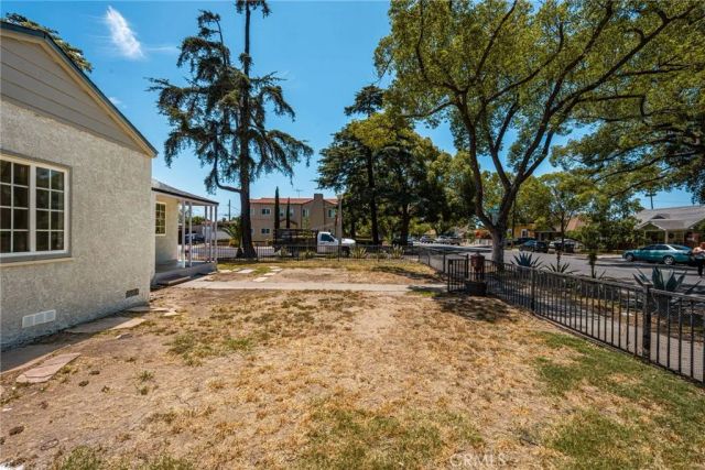 821 S Orange, Santa Ana, CA 92701