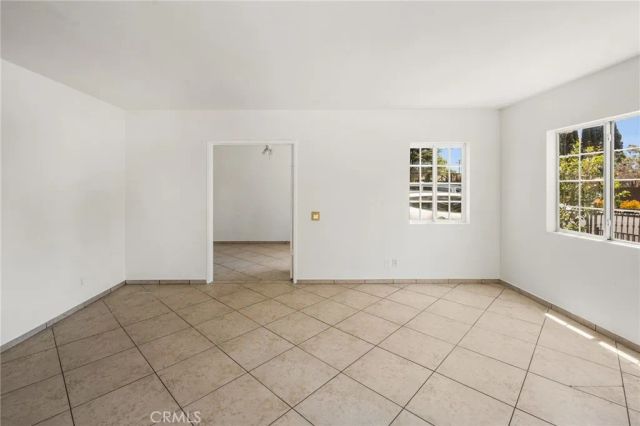 821 S Orange, Santa Ana, CA 92701