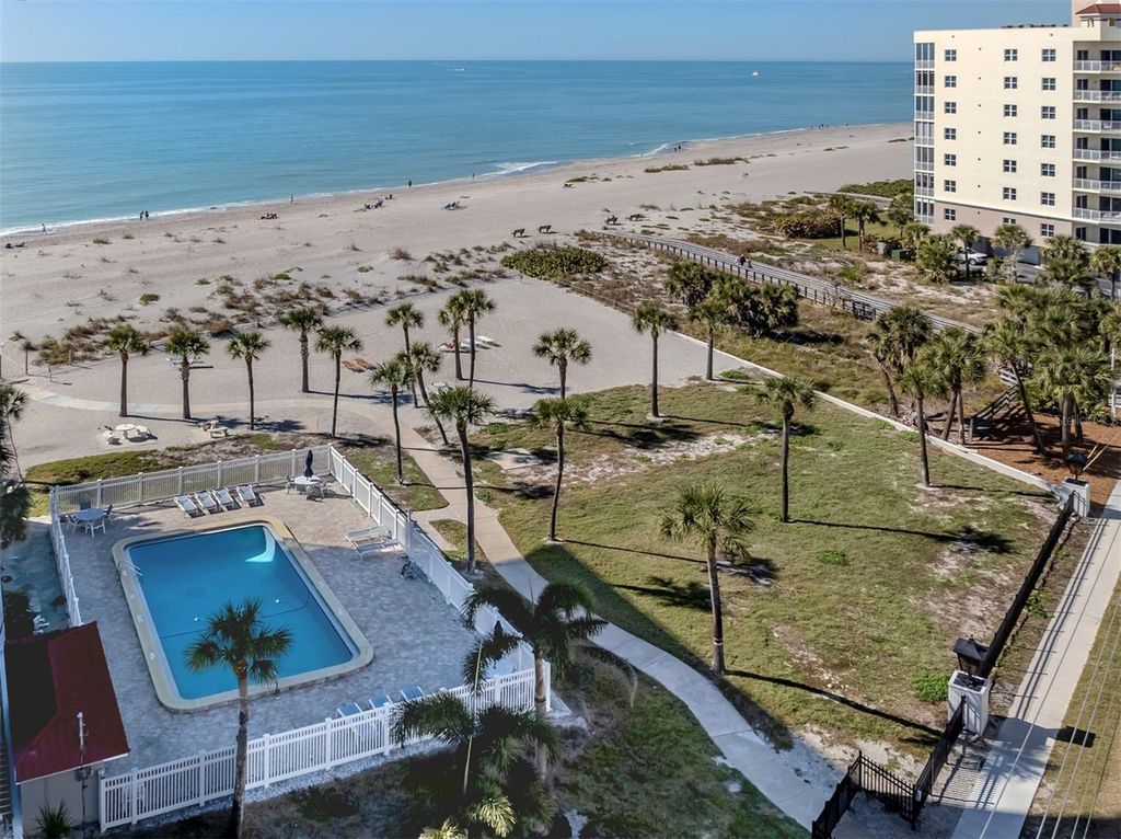 Image 28 of property listing at 500 THE ESPLANADE N 102, Venice, FL 34285