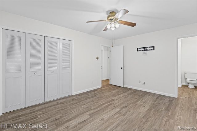 2461 N Long Lake Road, Fenton, MI 48430