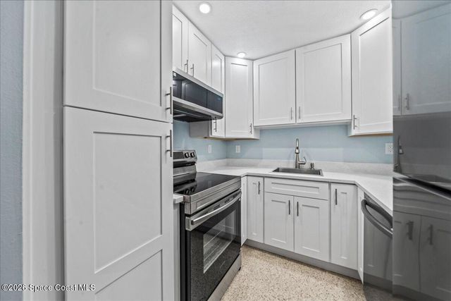 3190 N Atlantic Avenue 204, Cocoa Beach, FL 32931