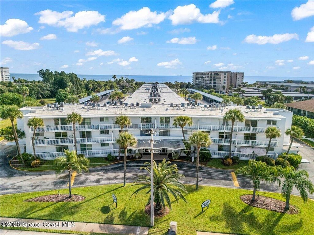 3190 N Atlantic Avenue 204, Cocoa Beach, FL 32931