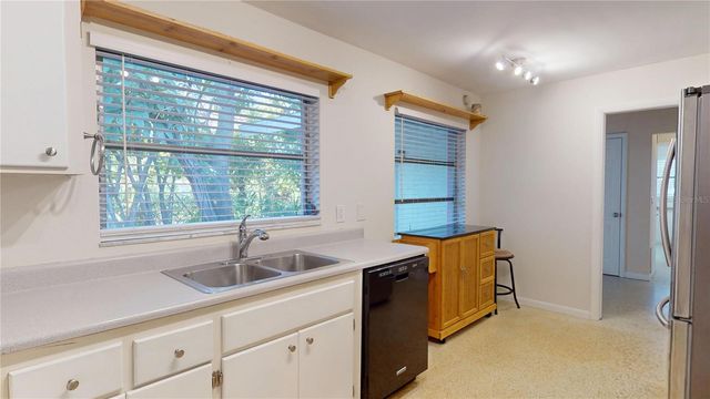 1546 BELLEAIR ROAD, Clearwater, FL 33756