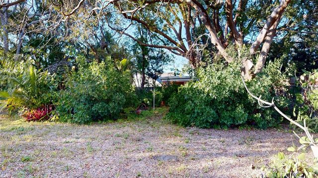 1546 BELLEAIR ROAD, Clearwater, FL 33756