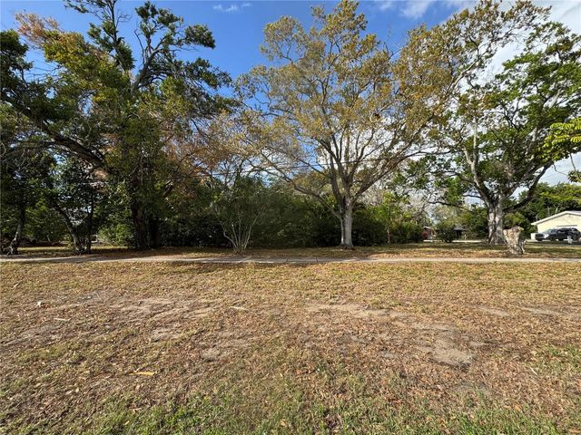 1546 BELLEAIR ROAD, Clearwater, FL 33756